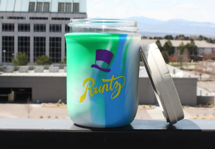 Snow Runtz Buzzing 16oz Runtz Re:stash Jar – SnowTree