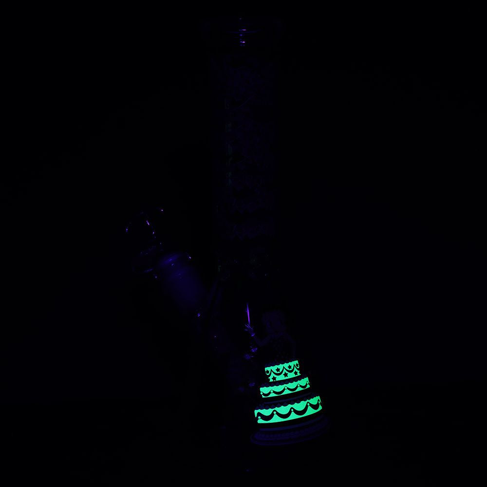 Pulsar Betty in Cake Beaker Glass Water Pipe