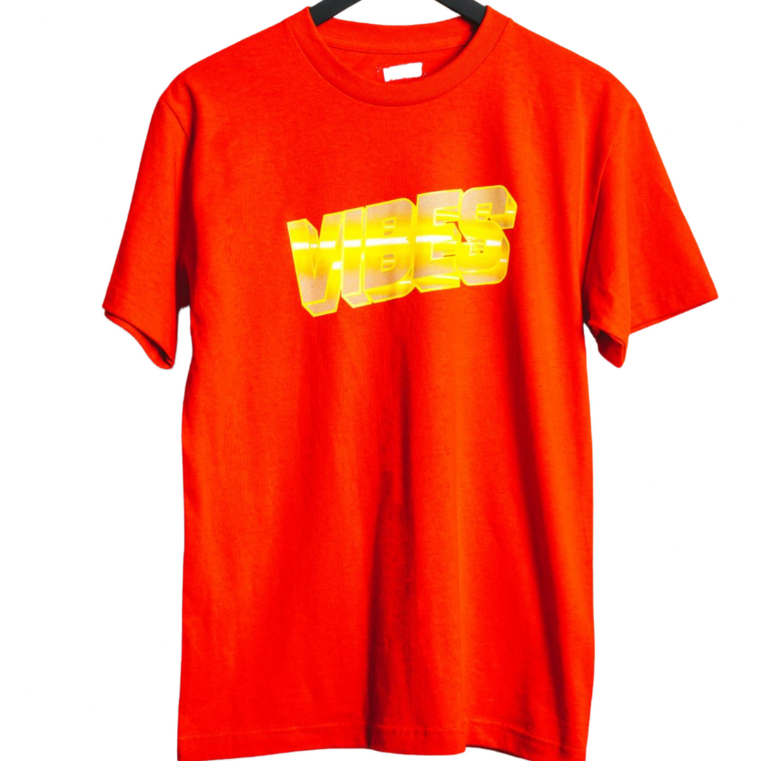 VIBES 14 Karat Short Sleeve Tee