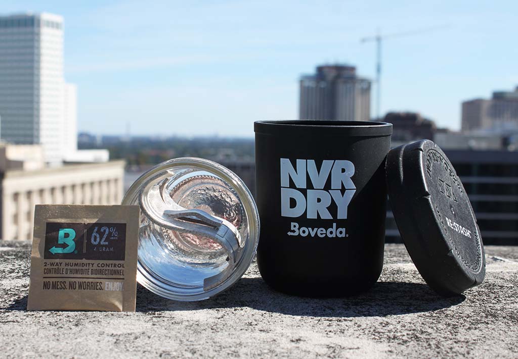 RE:STASH Boveda Jar 8oz (+Re:vider & Boveda Pack)