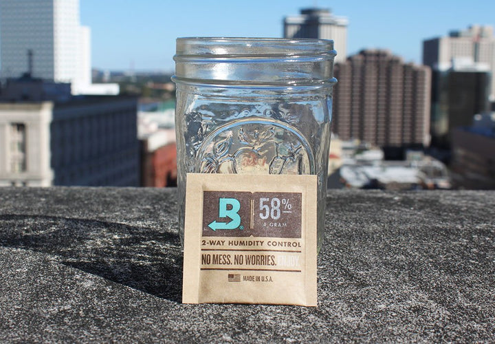 RE:STASH JAR 8oz Happy Leaf (+Re:vider & Boveda Pack)