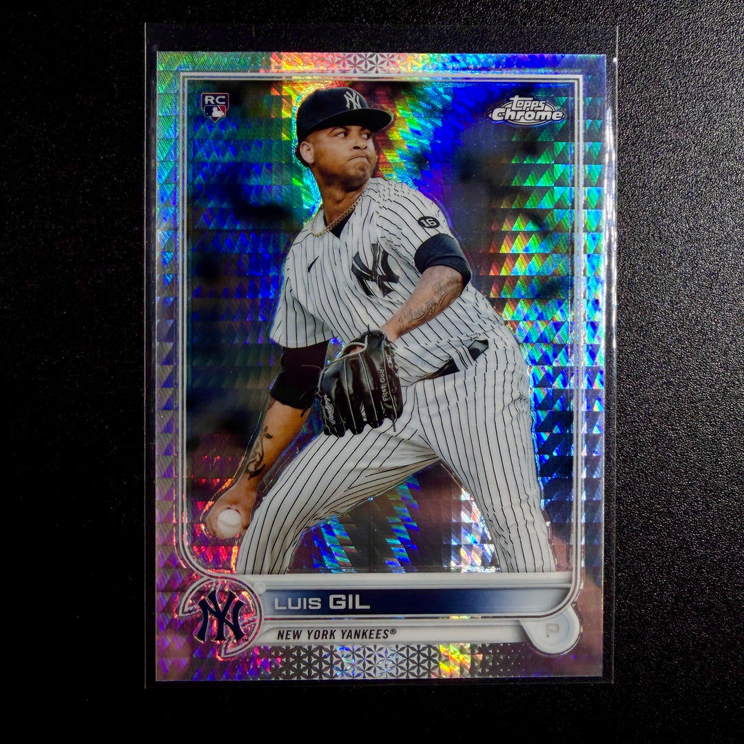Luis Gil 2022 Topps Chrome Rookie