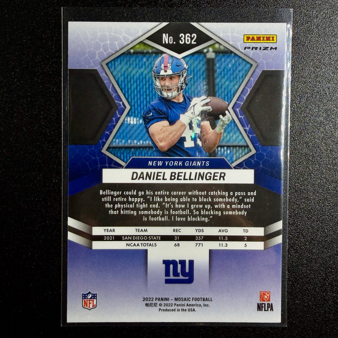Daniel Bellinger 2022 Mosaic Sparkle Rookie